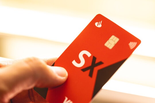 Santander SX – conheça as facilidades e veja como ficar isento de anuidade